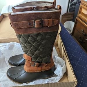 NEW IN BOX Sperry Women's Saltwater Nylon Quilt Duck Boots size 11